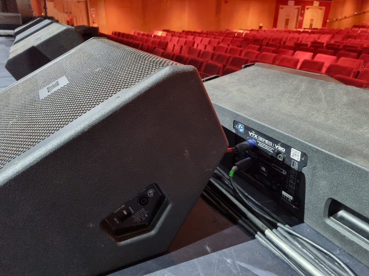 Todays tour ...  vtx just sounds massive.  <a href="/TheJBLpro/">JBL Professional</a> <a href="/soundtechpro/">Sound Technology Pro</a>