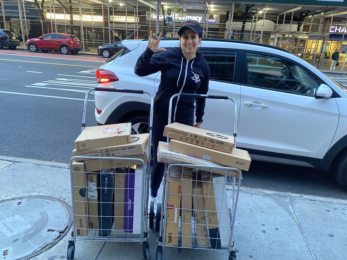 DaisyCHampton's tweet photo. So glad to meet Shiran, a brilliant chemist &amp; former Miss Deaf New York, who stopped by to pick up laptops. Her mom runs a vocational program for deaf students &amp; they need tech equity to achieve their goals! Thanks to the generous @geekinchief, @tomshardware &amp; @futureplc! https://t.co/XU0S85fnwT