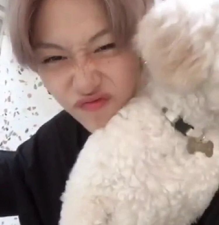 changbnseo's tweet photo. Do you just talking about yourself? https://t.co/nmIJ6MGsbh