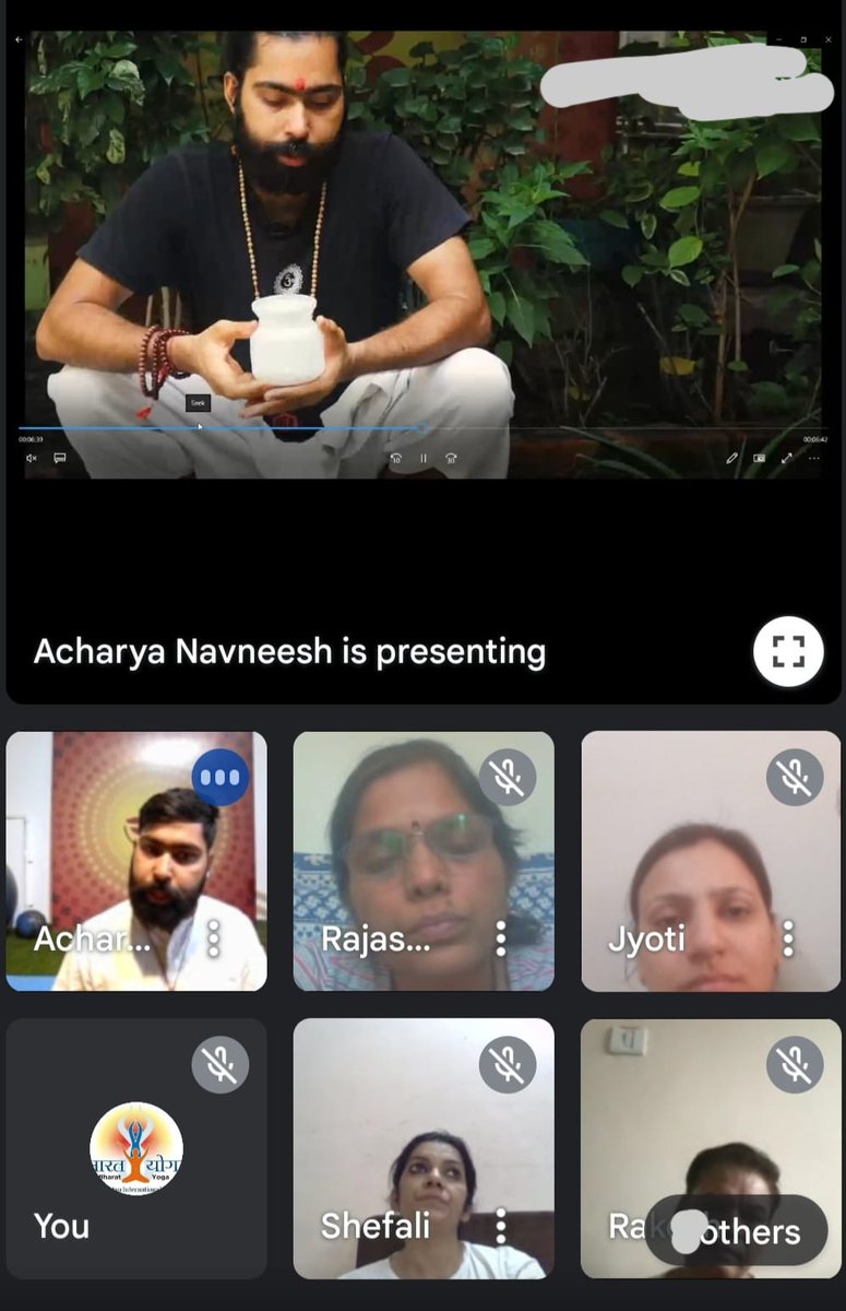 bharatyogaa's tweet photo. #JalNeti practice at Online #200HourYogaInstructorCourse of #BharatYoga !

Next batch dates will be out soon! Whatsapp at 9599945974 for more details. https://t.co/yqdoKjlkVs