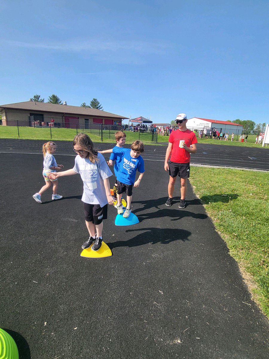 RCHS Athletics: RCHS Athletic Council (plus PHAF &amp; Coach Sliger’s class) helping at the Unified Sports Event at the track today! (Olivia Yager, Annika Marlow &amp; Elizabeth Amos).
