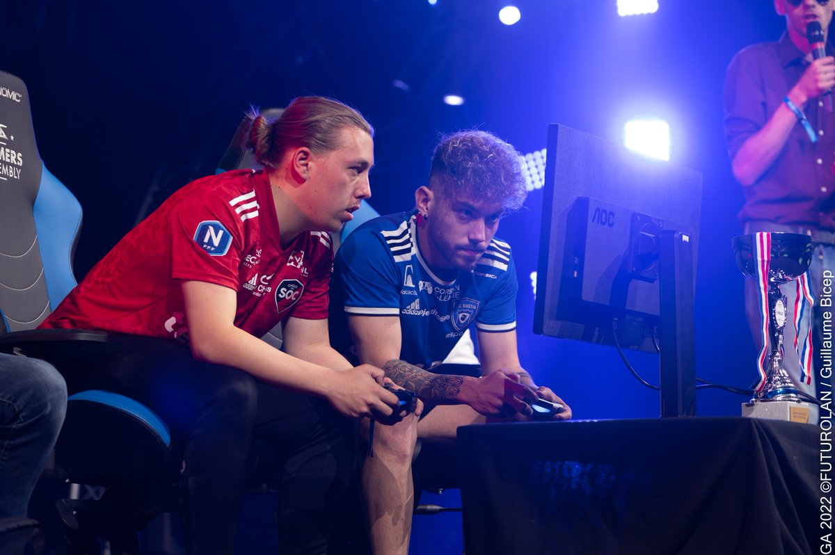 SO Cholet Esports 🎮 (@socholetesports) on Twitter photo Retour en images sur la journée passée à Poitiers pour le tournoi <a href="/NaconFR/">Nacon France</a> #FIFA22 de la <a href="/GamersAssembly/">Gamers Assembly</a> 📸
<a href="/Fluckinho/">Fluckinho</a> est arrivé à la troisième place après un beau parcours 𝙛𝙤𝙘𝙪𝙨 maintenant sur Clairefontaine dans une semaine 🎯
📲 #TeamSOC ❤️🖤 #Esports | #GA2022 Retour en images sur la journée passée à Poitiers pour le tournoi <a href="/NaconFR/">Nacon France</a> #FIFA22 de la <a href="/GamersAssembly/">Gamers Assembly</a> 📸
<a href="/Fluckinho/">Fluckinho</a> est arrivé à la troisième place après un beau parcours 𝙛𝙤𝙘𝙪𝙨 maintenant sur Clairefontaine dans une semaine 🎯
📲 #TeamSOC ❤️🖤 #Esports | #GA2022