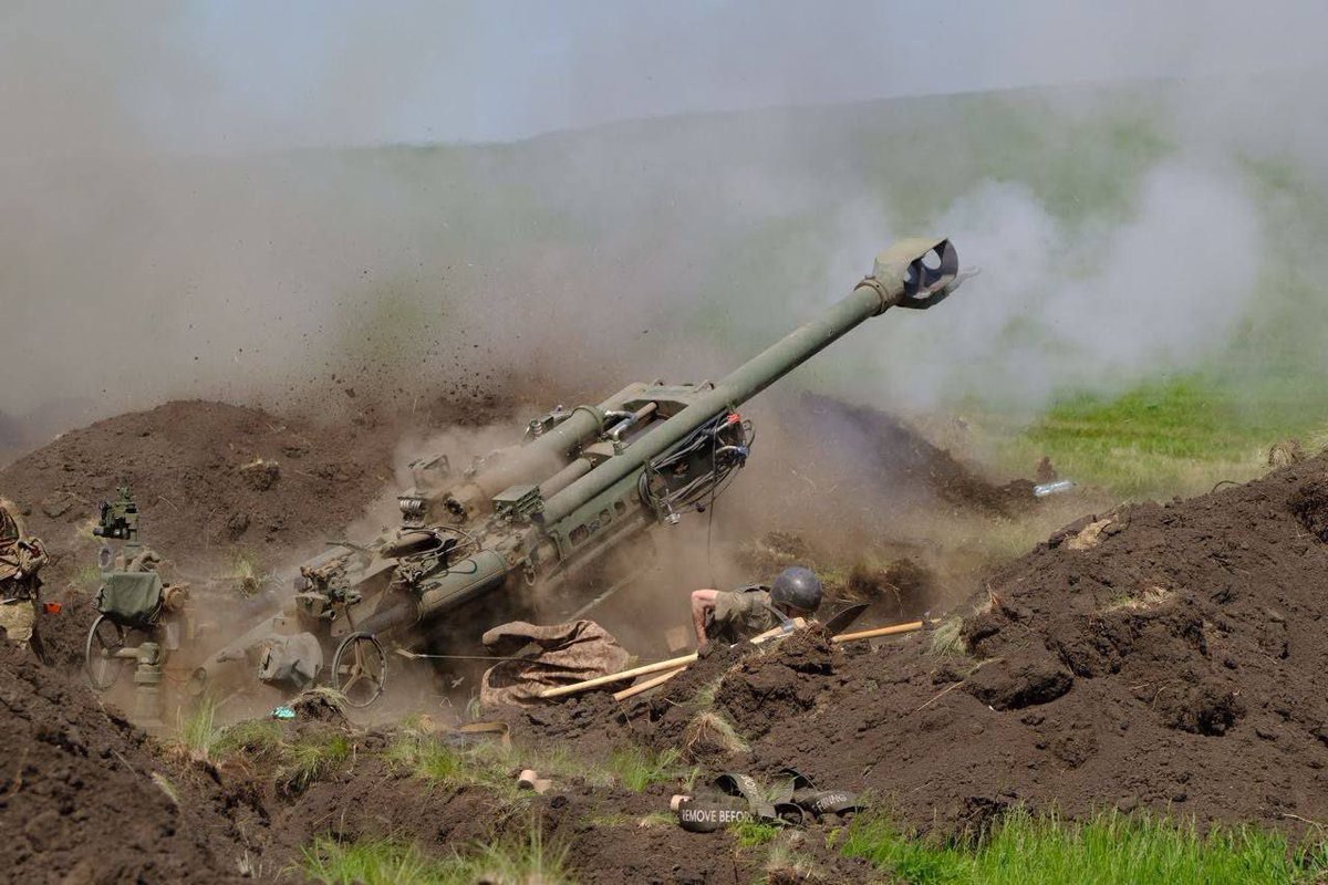 Osinttechnical's tweet photo. M777, Donetsk Oblast https://t.co/I6xiIK8iwH