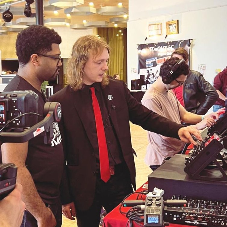Reverb (@reverb) on Twitter photo JUST IN:
The <a href="/GamechangerA/">Gamechanger Audio</a> team revved things up with their new MOTOR Synth MkII. #Superbooth
Read more @ bit.ly/Reverb-Superbo… JUST IN:
The <a href="/GamechangerA/">Gamechanger Audio</a> team revved things up with their new MOTOR Synth MkII. #Superbooth
Read more @ bit.ly/Reverb-Superbo…