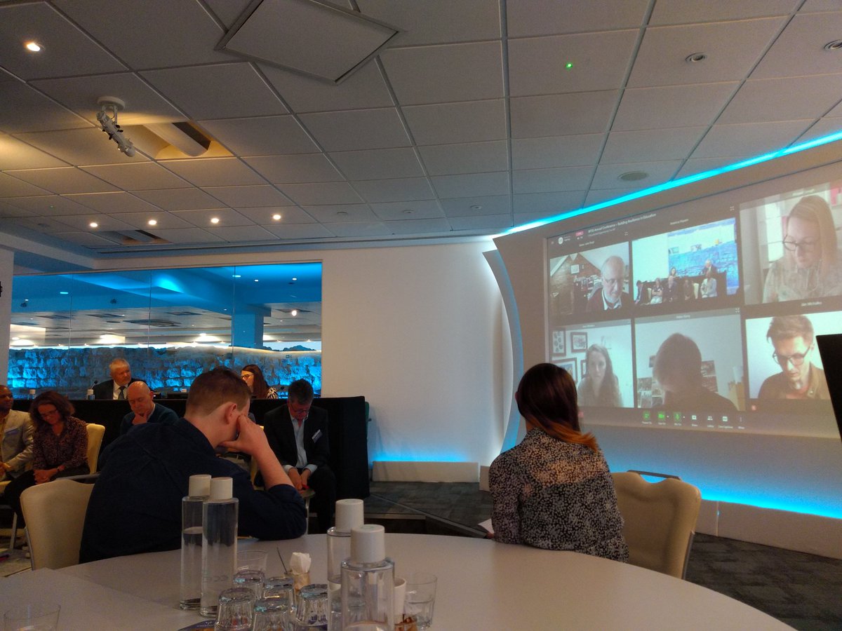 SupplementaryEd's tweet photo. #BFSSconference2022 Building Resilience in Education. Thx @BFSSCharity impressive world cafe round tables in-person and virtually. Real experience of challenges 1/3 solution focused 2/3. Best invigorating post lunch activity in a long time. 👍👋 https://t.co/AZbRUoTbtw