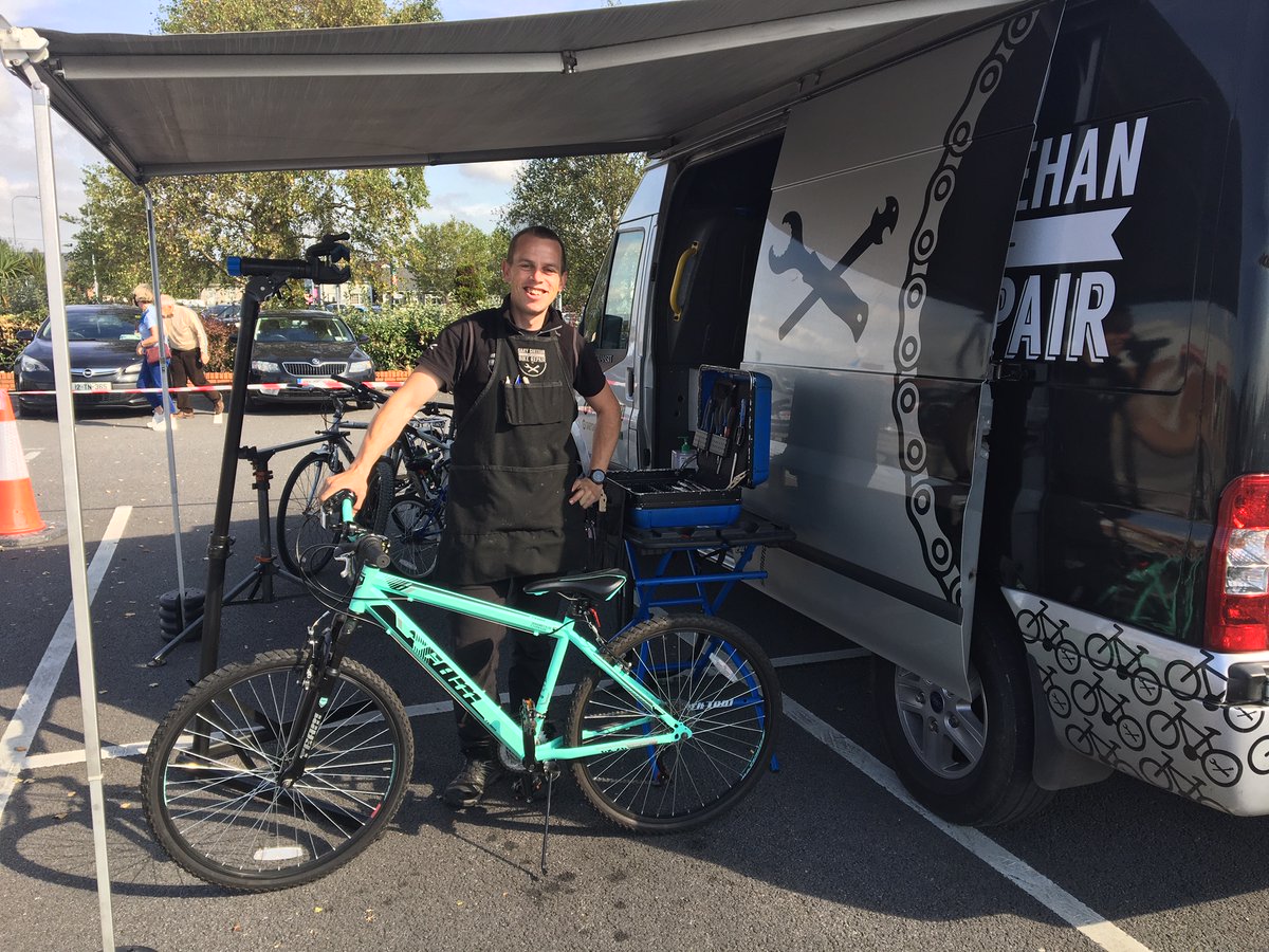 LimerickCouncil's tweet photo. As part of #BikeWeek, a bike mechanic will be available for FREE at various locations around Limerick this weekend.
Cyclists can bring along their bike for a free bike check and minor fixes / repairs ๐ https://t.co/axDnomeDho
#BikeWeek #LimerickBikeWeek https://t.co/0rYlwcE3Dw