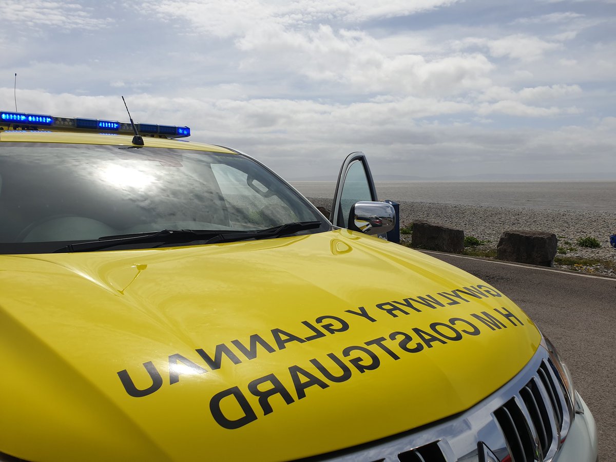 🚨Incident 🚨. 
13/05/2022 at 11.32hrs.
After a 999 call was received,  Our Team and Both <a href="/RNLIBarrydock/">Barry Dock Lifeboat</a>  Were tasked to a possible Windsurfer in difficulty,  off Cold knap beach.
After several areas and search patterns completed, with Nothing found. All teams were stood down .