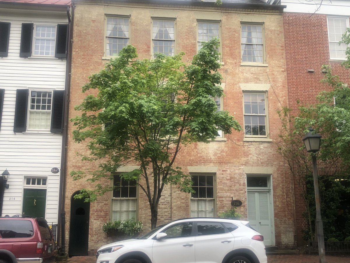 Visiting Old Town Alexandria!