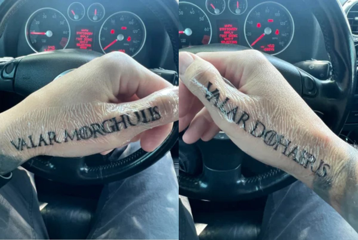 WiCnet's tweet photo. Quality Game of Thrones tattoos (Via Reddit: https://t.co/HNYfdSMO9z) https://t.co/IFFhyFlo1O
