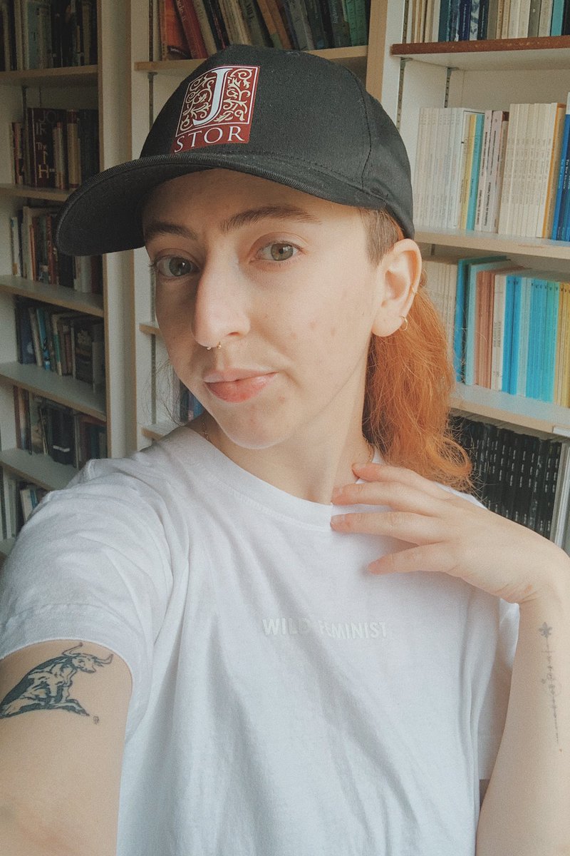 s_p_leeds's tweet photo. It’s a Big Grading Day, folks 📚📖 #philosofit of the day feat. my @JSTOR hat https://t.co/zWxy2R7vdW