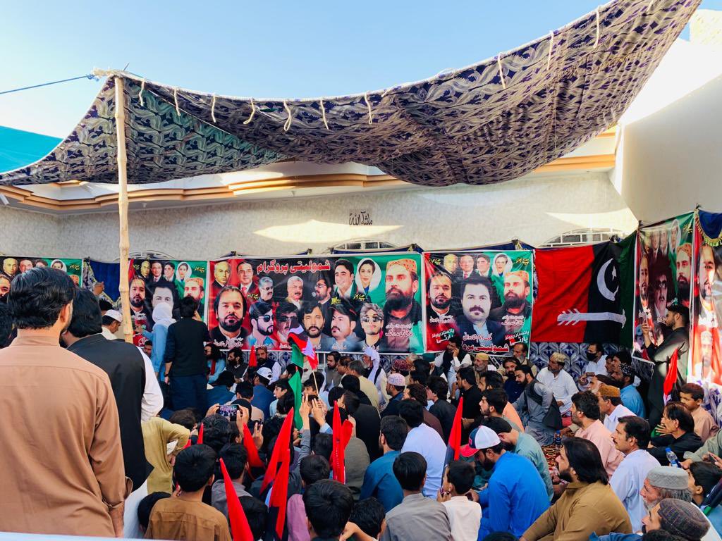haji_madad's tweet photo. کوئٹہ پاکستان پیپلز پارٹی کے زیر اہتمام سریاب  کیچی بیگ میں بہت بڑا شمولیتی جلسہ منعقد ہوا جس میں پاکستان پیپلز پارٹی کے مرکزی رہنماء حاجی میر علی مدد جتک اور  میر ریاض احمد شاہوانی کی قیادت میں مختلف قوم پرست جماعتوں سے درجنوں افراد نے مستفی ھوکر پیپلز پارٹی میں شمولیت اختیار کی https://t.co/bCiD7K1WNV