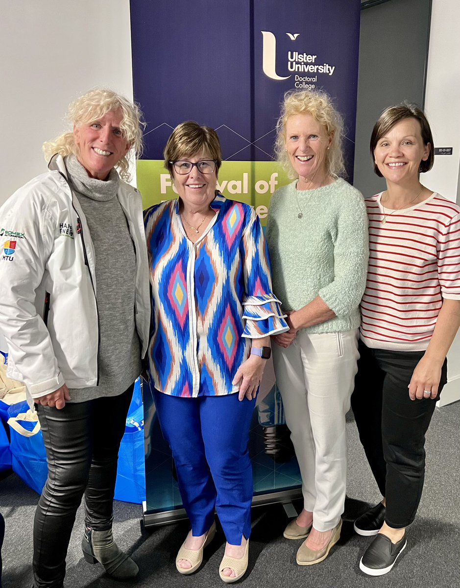 UlsterSchSport's tweet photo. I N S P I R A T I O N A L
“If you put in the graft you can achieve anything”
What a treat to listen to our alumni Dr Karen Weekes deliver today’s #UlsterPhDFest keynote speech..supported by fellow alumni @polyoldgirl79, Avril Weekes & Debbie Beattie!👏🙌🚣♀️ #SheCanDo #ProudOfUU https://t.co/yb5o3v3wlX