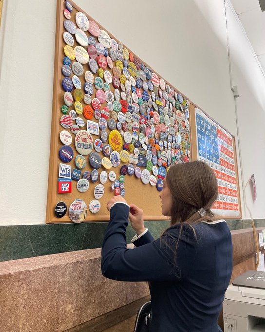 It seems like raising >$700K with 11K+ donors didn&rsquo;t make me a serious candidate or collecting 3500+<a href="/tag/tearthemup"class="tags"><span>#tearthemup</span></a>