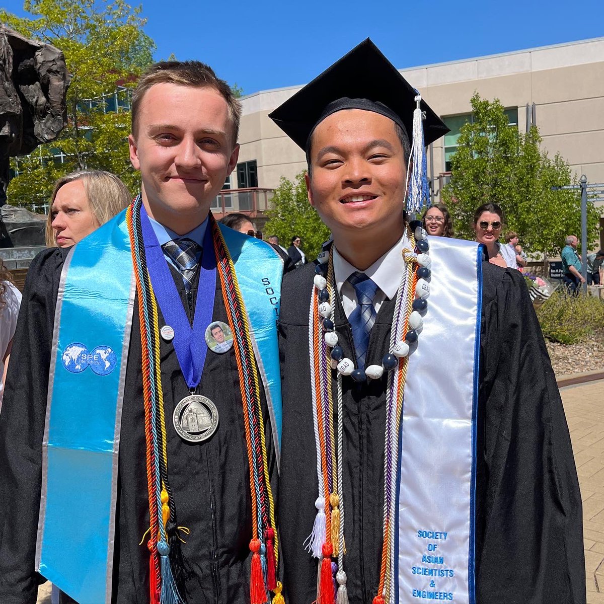 MinesAlumni's tweet photo. Welcome to the #MinesAlumni family!
#MinesGrad #HelluvaEngineer https://t.co/mnaOKmFBS9