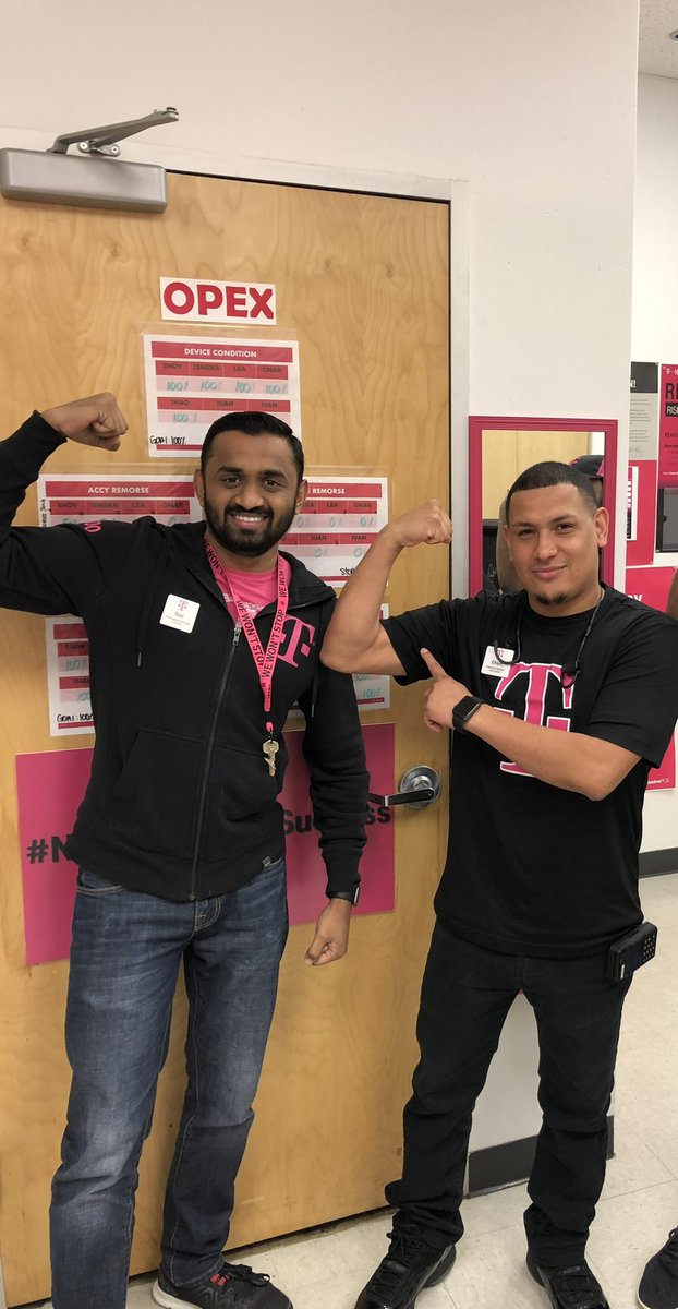 Ejazsaiyed's tweet photo. I would like to recognize a leader who played a huge role in my personal development over last 3 years! This individual lead and inspire, connect the vision and always challenged me on different aspects of the business! Thank you @e_quez23 for everything you have done for me. https://t.co/V559uJ0yN7