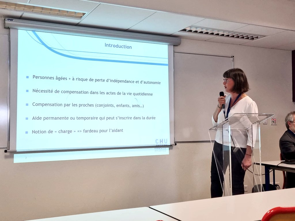 SgocAngers22's tweet photo. Présentation par Carine Cosme, IDE @GeriatreAngevin @chu_angers https://t.co/OJ7ivvdn2i