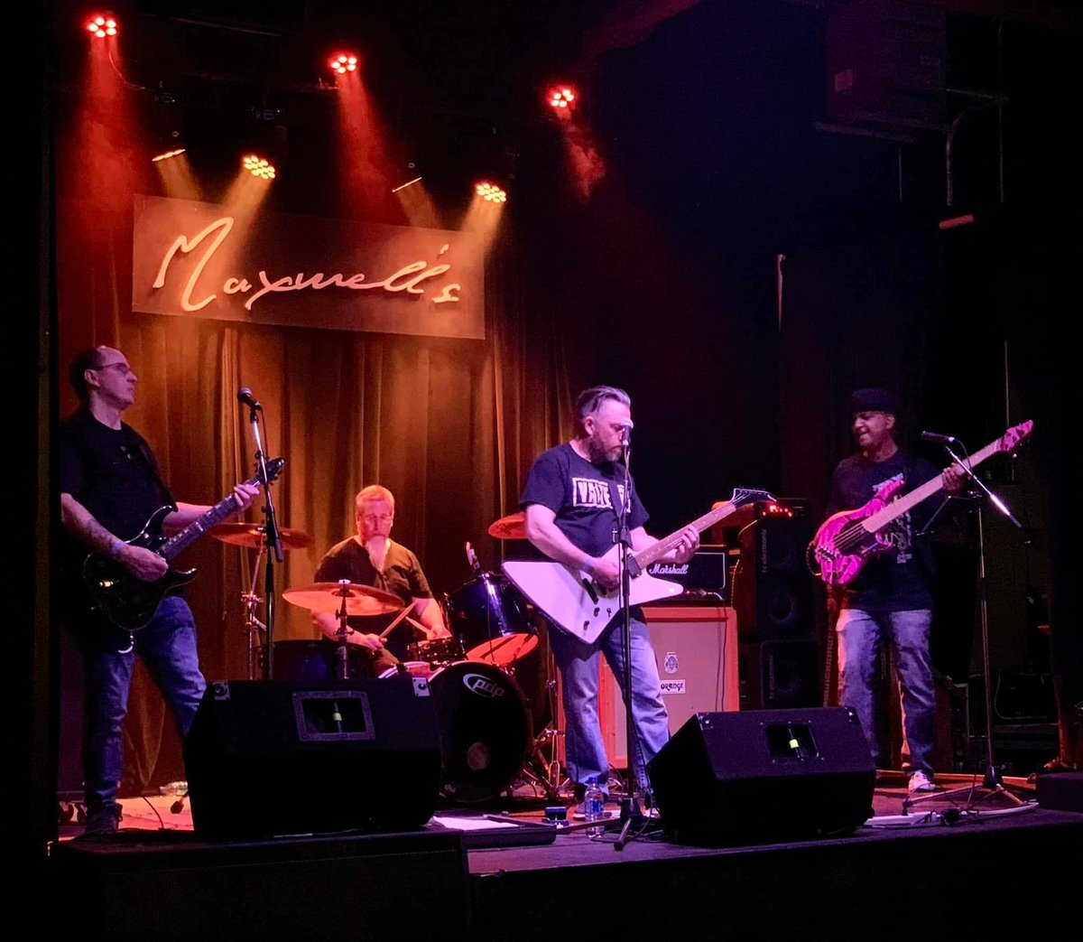 Last Demand's first show was a success! We got the youngans moshing and the crowd response was great! Not bad for a bunch of old guys. We were definitely the oldest guys there lol.