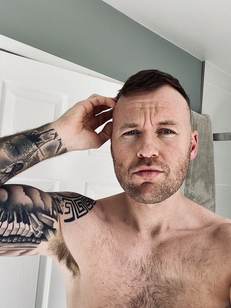 ThrowingAPaddy's tweet image. Fresh faded 💇🏽‍♂️