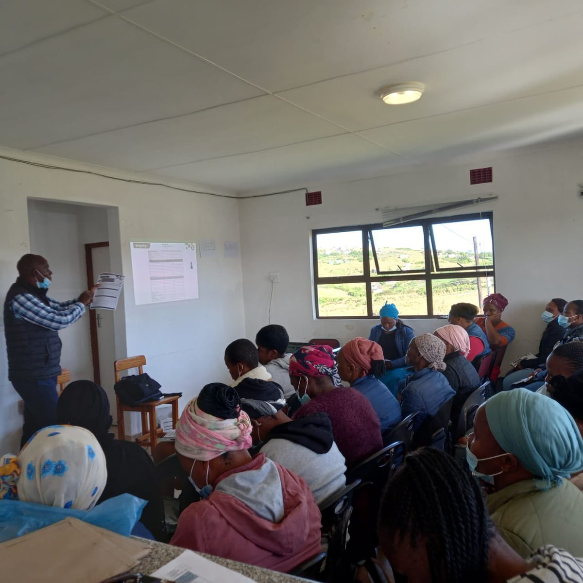 One To One Africa (@onetooneafrica1) on Twitter photo Personal financial Mgt workshop for our Mentor Mothers today sponsored to us by #WageWise 💪🏽 #Empowerment #ZeroDebt 💪🏽 Topics covered include: 
- Planning & budgeting
- Understanding payslips & bank statements
- Credit Mgt
- Saving & investing
- Consumer rights & recourse Personal financial Mgt workshop for our Mentor Mothers today sponsored to us by #WageWise 💪🏽 #Empowerment #ZeroDebt 💪🏽 Topics covered include: 
- Planning & budgeting
- Understanding payslips & bank statements
- Credit Mgt
- Saving & investing
- Consumer rights & recourse