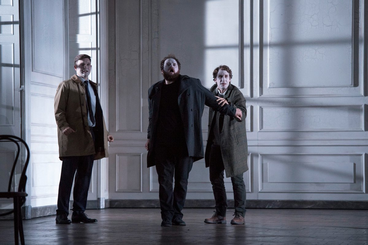 glyndebourne's tweet photo. The Met is staging our original production, with many of the cast reprising their roles including @fatboyclayton, @spconnolly, @DavidButtPhilip, @jacquesimbrailo, @RodGilfry and @ChrisALowrey. https://t.co/g4KVhwezAr