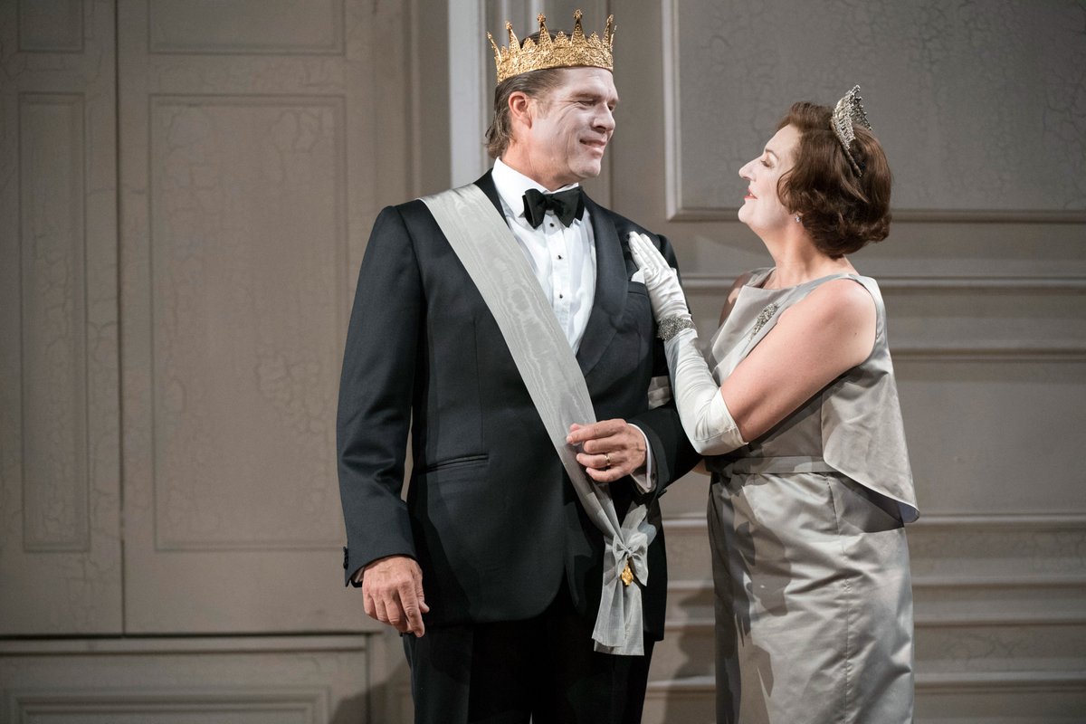 glyndebourne's tweet photo. The Met is staging our original production, with many of the cast reprising their roles including @fatboyclayton, @spconnolly, @DavidButtPhilip, @jacquesimbrailo, @RodGilfry and @ChrisALowrey. https://t.co/g4KVhwezAr