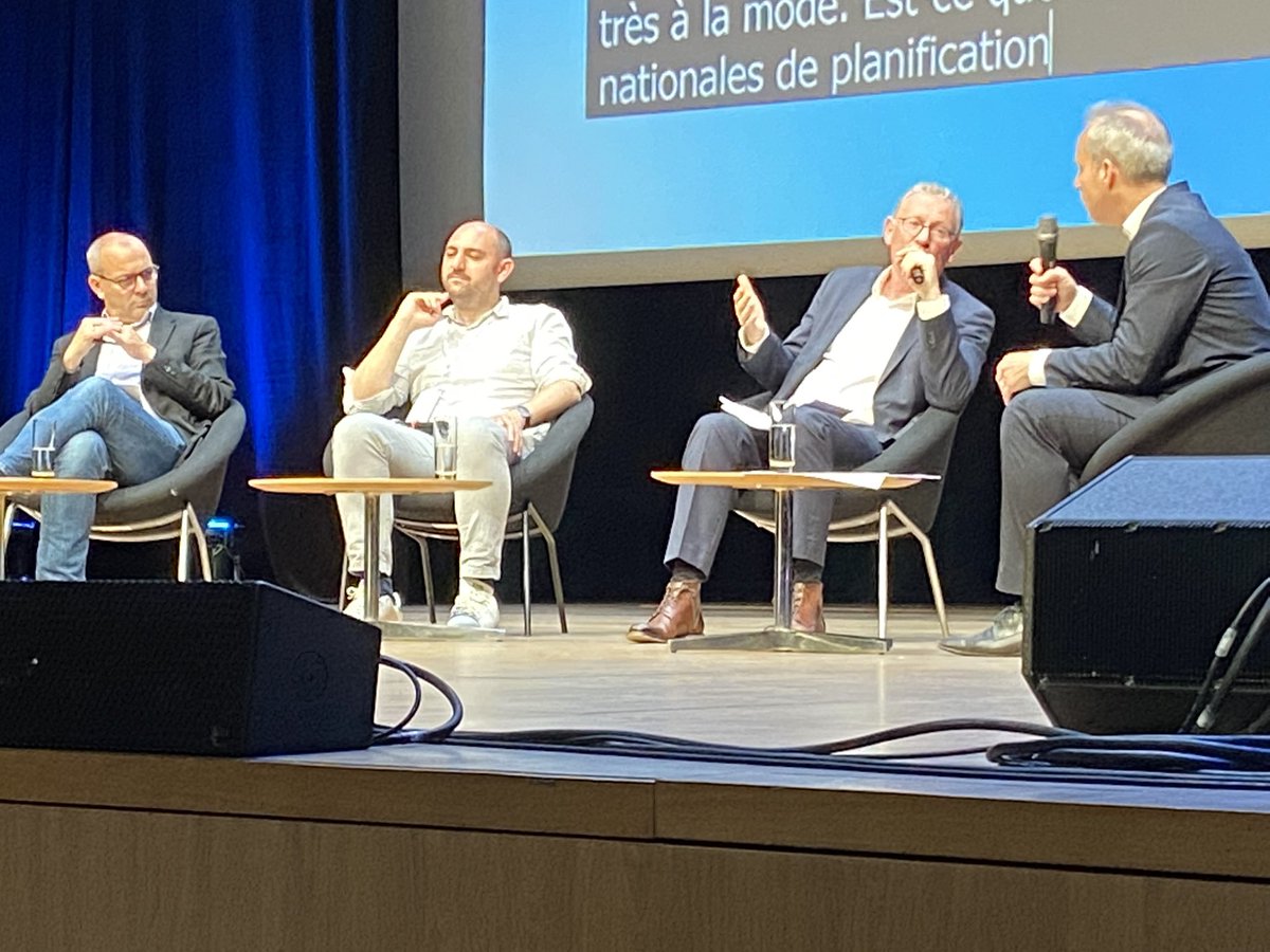 FRB_Bretagne's tweet photo. Le Président @StephaneLeTeuff participe au congrès national de l’@Uniopss au @LeCouventRennes avec @CfdtBerger, comment concilier #économie, #écologie et #social https://t.co/bhHJ11gCmA