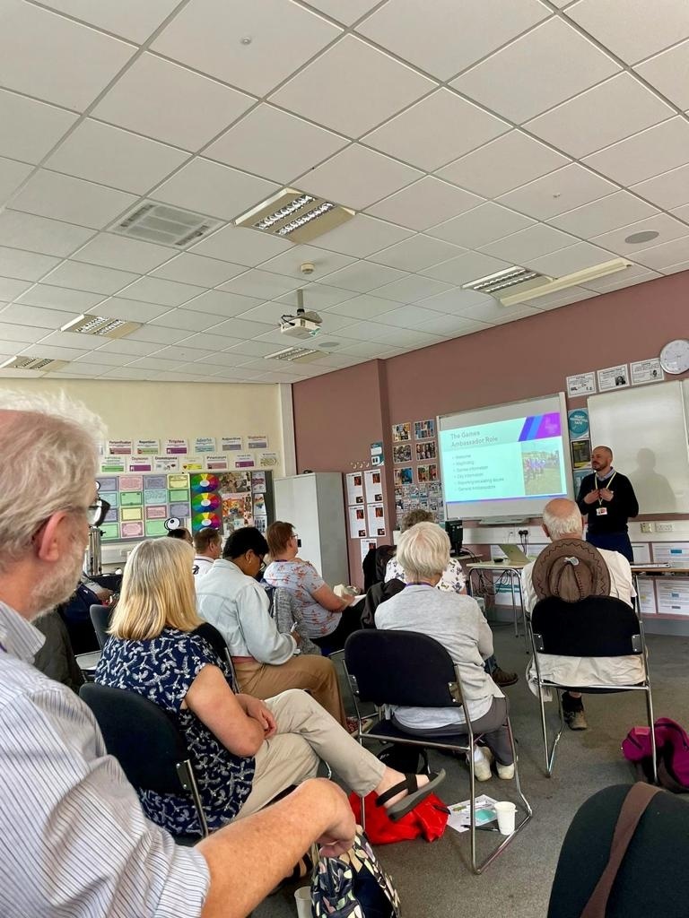 CovSport's tweet photo. Coventry's Commonwealth Collective has had its first training session this week👏🏽
It's great to see our volunteers getting ready for @birminghamcg22
What a fantastic summer of sport Coventry is going to have☀️
@EnV_Coventry https://t.co/UaISCVougW