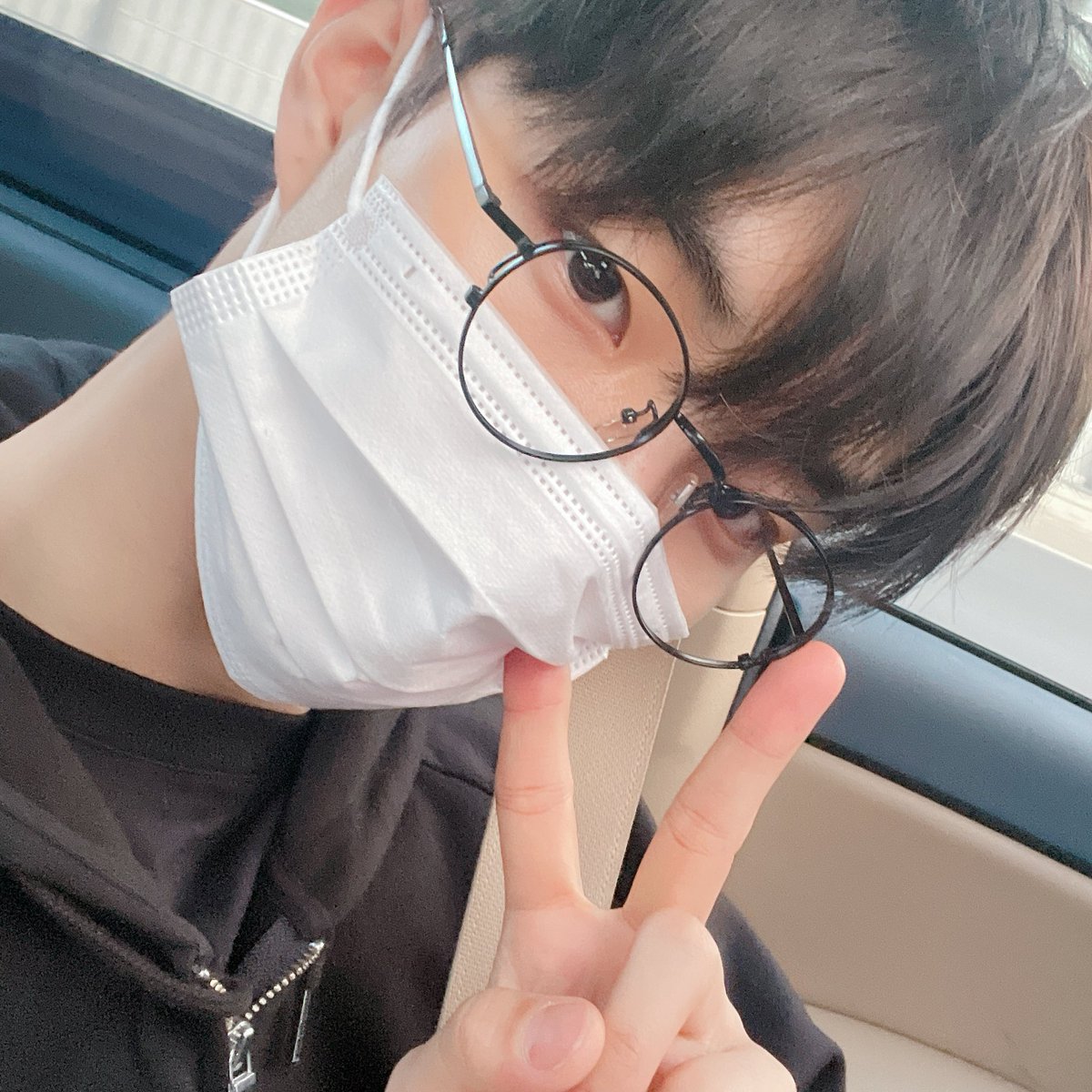 siroitachisamaq's tweet photo. 아 진짜 웃겨서 자존심상함 https://t.co/vF6Iv0pVjP