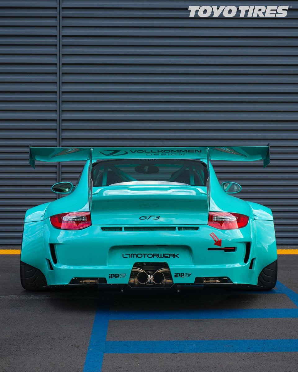 ToyoTiresMexico's tweet photo. ¿Mucho spoiler o apenas suficiente? #toyocars #ToyoTires #Proxes #FelizViernes #FelizFinDeSemana https://t.co/qkzoMYLGI0