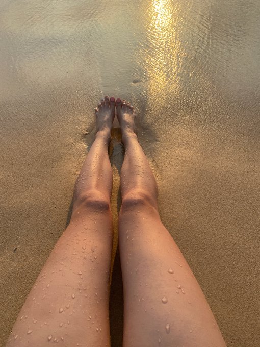 Hello my sweets)🥰 #foot #fetish @feet #legs https://t.co/B6OvHncOWm<a href="/tag/foot"class="tags">#foot</a><a href="/tag/fetish"class="tags">#fetish</a><a class="tags" target="_blank" title="On Twitter" href="/?out=eyJ0eXAiOiJKV1QiLCJhbGciOiJIUzUxMiJ9.eyJpYXQiOjE3MjcyNzEwODAsImlzcyI6InR3cG9ybnN0YXJzLmNvbSIsIm5iZiI6MTcyNzI3MTA4MCwiZXhwIjoxNzU4ODA3MDgwLCJyZWRpcmVjdF91cmwiOiJodHRwczovL3R3aXR0ZXIuY29tL2ZlZXQifQ.Rin8XODtVlS97U7qB4BPccbV7gnMfe2Eu41IJhJEKTmRo4OOukaybvDkU2VzpR75aG34SQIiY7cXYf2RocTNMQ">@feet</a><a href="/tag/legs"class="tags">#legs</a>