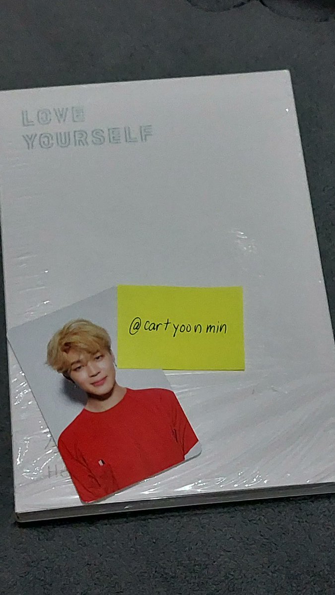 cartyoonmin's tweet photo. wts lfb love yourself ly her L V E album

- not sold as set
- 750 ea
- all old manu
- 9/10 condi
-compete inclus
- pc : her L , E - hoseok , her V - jimin https://t.co/YXnMtbXBeX