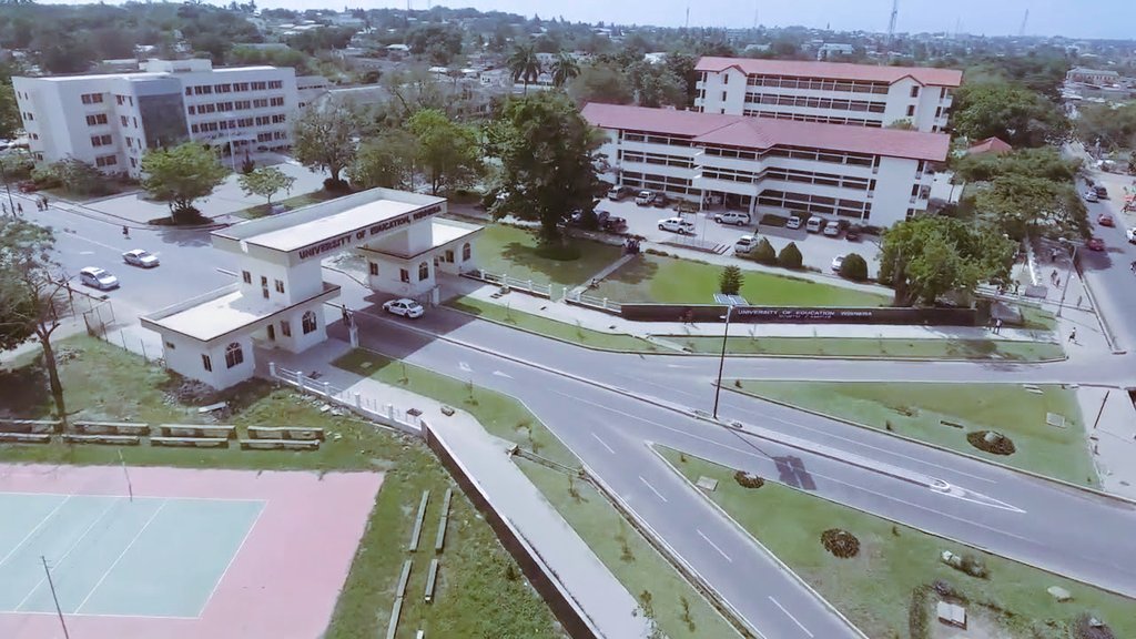 akuahwritess's tweet photo. The most envious school entrance in Ghana. Kaisssh🥵🔥🔥✌️
UEW💙🤍❤️ https://t.co/aON9lf3qVf