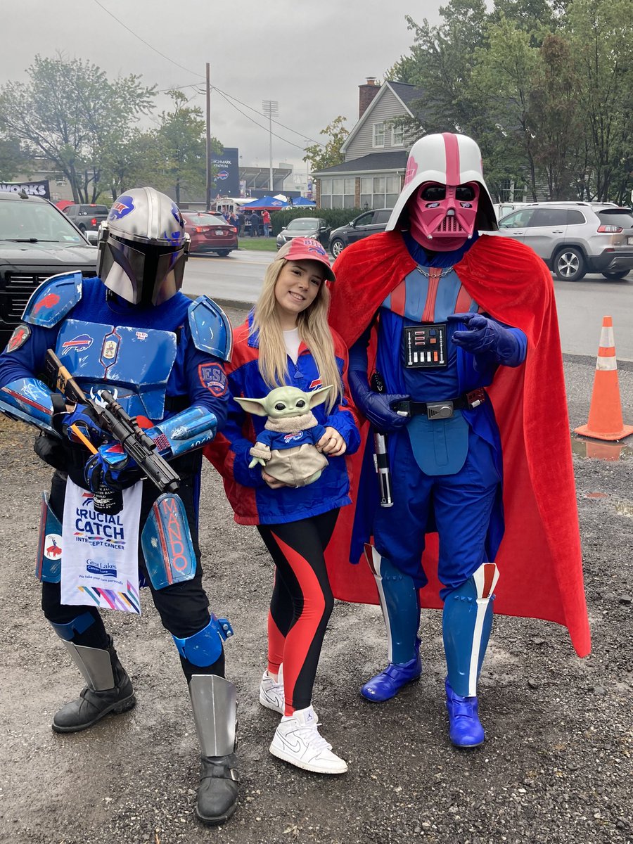 ViTOPagano's tweet photo. Hey #BillsMafia  PLZ wish @DoubleSprinkles a HAPPY 20th BIRTHDAY TODAY!!! 🎂🎉🥳 

SEE YALL AT HOME OPENER!! ♥️💙 https://t.co/NDr1Q8j8Iz