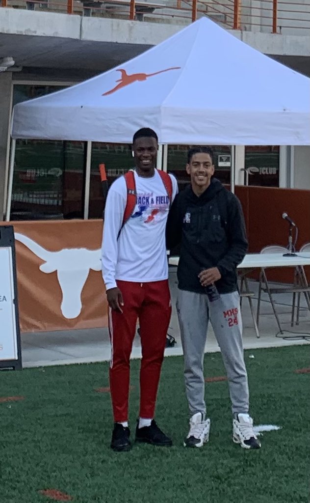 Coach Dewbre tweet media