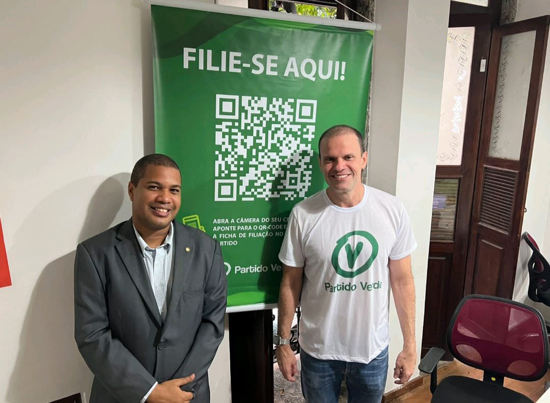 andrelazaroni's tweet photo. Outro encontro produtivo que conversamos sobre projetos e ideias dentro da cultura e movimentos populares do Rio de Janeiro. 
Estamos a todo vapor para proporcionar o melhor para vocês.
Vem pro PV.
@brunotete11 

#andrelazaroni #andrélazaroni #andredopv #partidoverde #pv43 https://t.co/rr6wnD75Z1