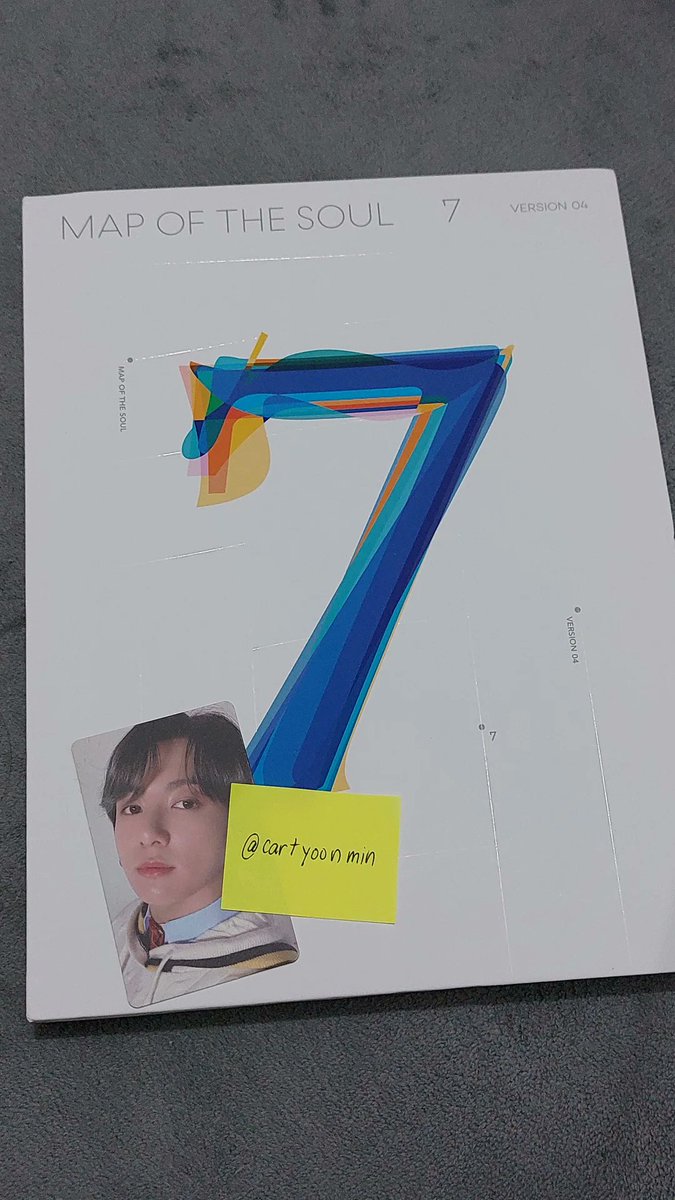 cartyoonmin's tweet photo. wts lfb map of the soul mots 7 mots7 persona v3 v4 album

-not sold as set
- 750 ea
- all old manu
- 9/10 , dented ob corners
- complete inclus
- pc : persona V3 - jin + hoseok postcard , 7 V3 - hoseok , 7 V4 - jk https://t.co/nMHY8VnQfK