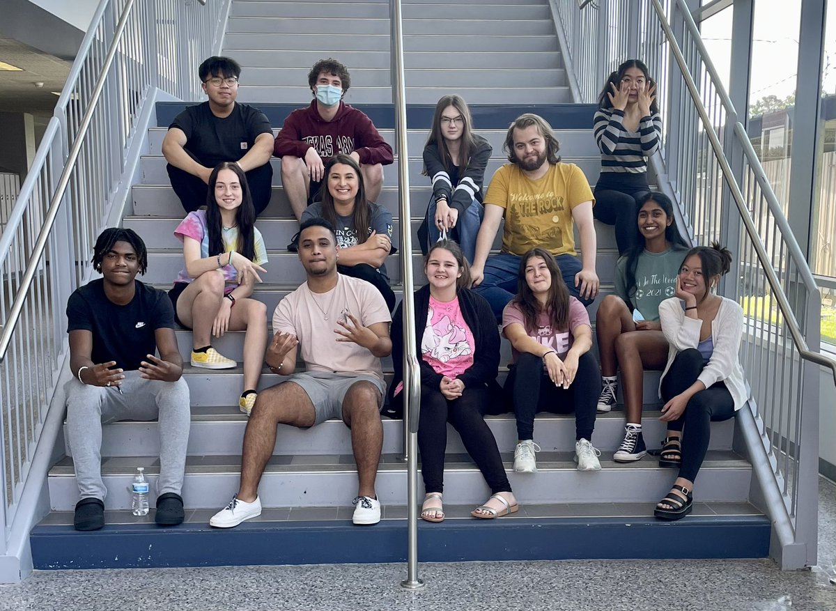 KCjmick's tweet photo. Pretty sure this class has given me a few gray hairs (especially while taking this photo!) I can’t believe graduation is almost here! I wish them all the best!#Classof2022 https://t.co/BAiSJJBBqr