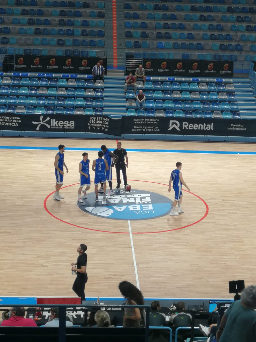 cbhospitalet's tweet photo. Fase Final Ascens #LEBPlata
Final 1er quart
@santurtzibasket 20
@cbhospitalet 13
#GoHospiGo https://t.co/2H3bEHSvPA