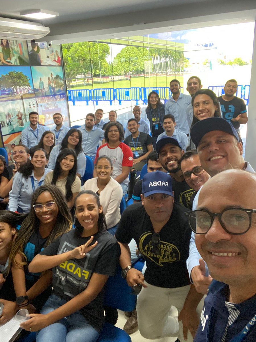 Momento Especial com os Colaboradores da CENTRAL de ATENDIMENTO da FADBA. 

Obg pelo CONVITE - <a href="/LEAL_HHS/">Wanderson Leal</a> - Gerente Financeiro FADBA. 

Ninguém será deixado para trás!