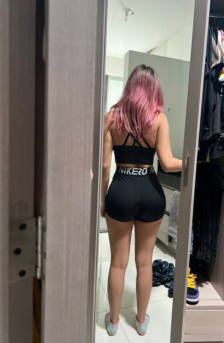 ARI 🍓✨ tweet media