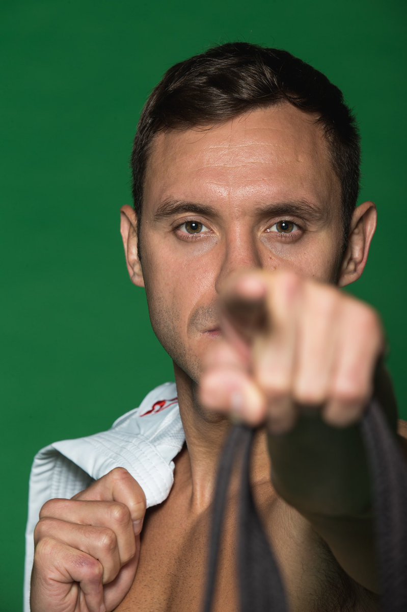 DouglasBrose's tweet photo. Só para avisar que…🫵🏻 Sextou 🥋❤️🔥
📸 @lldazo
#BroseTeam #Arawaza #ArawazaBrasil #TeamArawaza #Olympic #douglasbrose #3xworldchampion #karate #Karatekid #karatedo #karateka #wkf #kumite #worldkaratechampion #CDEBrasil #exercitobrasileiro #Natatorium #barbeariavip #NarSP #Bra https://t.co/Lum7H5DyiI