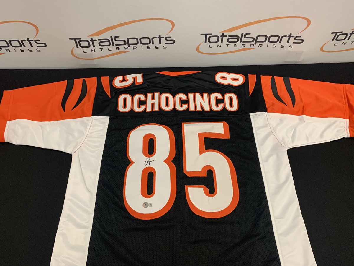 We're going to give a Chad Ochocinco autographed jersey to someone who retweets this tweet and follows us!

We'll pick a winner on Monday 5/16!