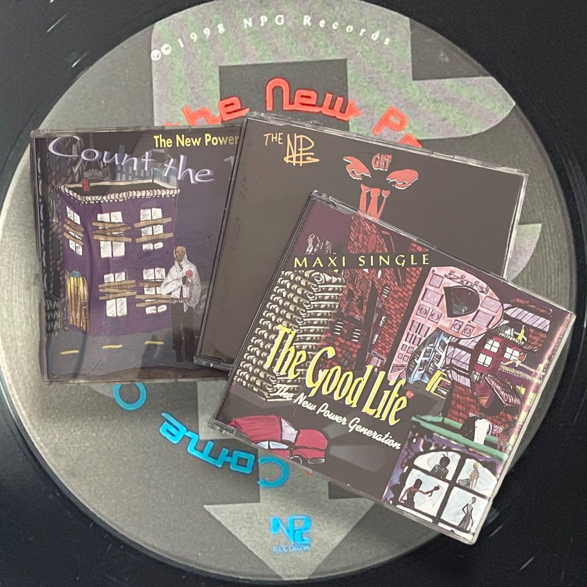 GlamSlamEscape's tweet photo. Do you have a favourite NPG single? We currently have several in stock, with prices starting at  just £2.99 ⬇️
https://t.co/THSbQveqkx+*
#TheNewPowerGeneration #NPG4Life #Prince #Prince4Ever #PrinceSingle #PrinceCD #PrinceVinyl #PrinceToraTora https://t.co/pxbrvwCvKI