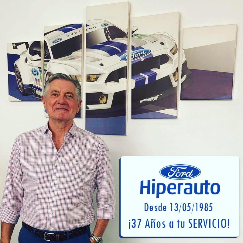 hiperautocoria's tweet photo. ¡Hoy estamos de enhorabuena! ¡Hace 37 años exactamente nuestro Gerente Paco Escaño colocó por primera vez el óvalo de Ford en Coria del Río! 🥳🎉👏

¡Vamos a por muchos años más y por seguir llevando a Ford por bandera! 🚗🚙

#Hiperauto #Coria #Sevilla #Coches #Motor #Ford https://t.co/srTMjW06aQ