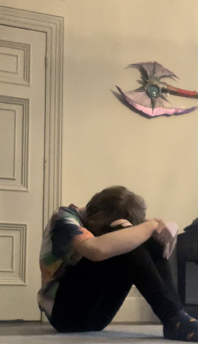 Ranboosaysstuff's tweet photo. @MCChampionship_ @Seapeekay @WilburSoot @wispexe Please just one win just one win for me it’s all I want it’s all I have ever wanted just one win just one coin for your boy just one little itty bitty coin just one tingly little coin for me please https://t.co/M3wdlVtVs1