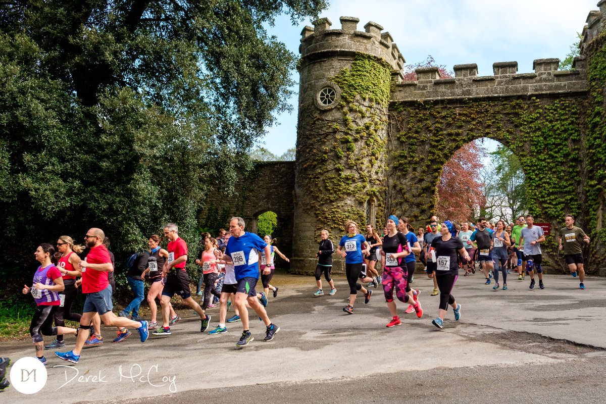 RaceNationEvent's tweet photo. One of the best 10k start lines in the UK! 🏃‍♀️🏃🏃‍♂️ We'll see you all at the finish line. 😄

📸 Photo Credit: Derek McCoy  

@NTstourhead #immortalstourhead #becomeimmortal #stourhead #wiltshire #running #10k #runhappy #runningcommunity #runninglife #raceday https://t.co/u7XAckj0Ai