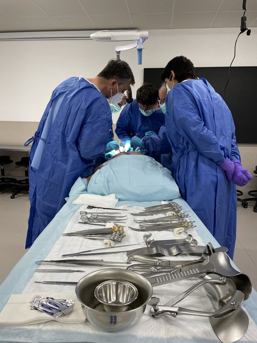 Cirurgia Althaia 🏥 tweet media