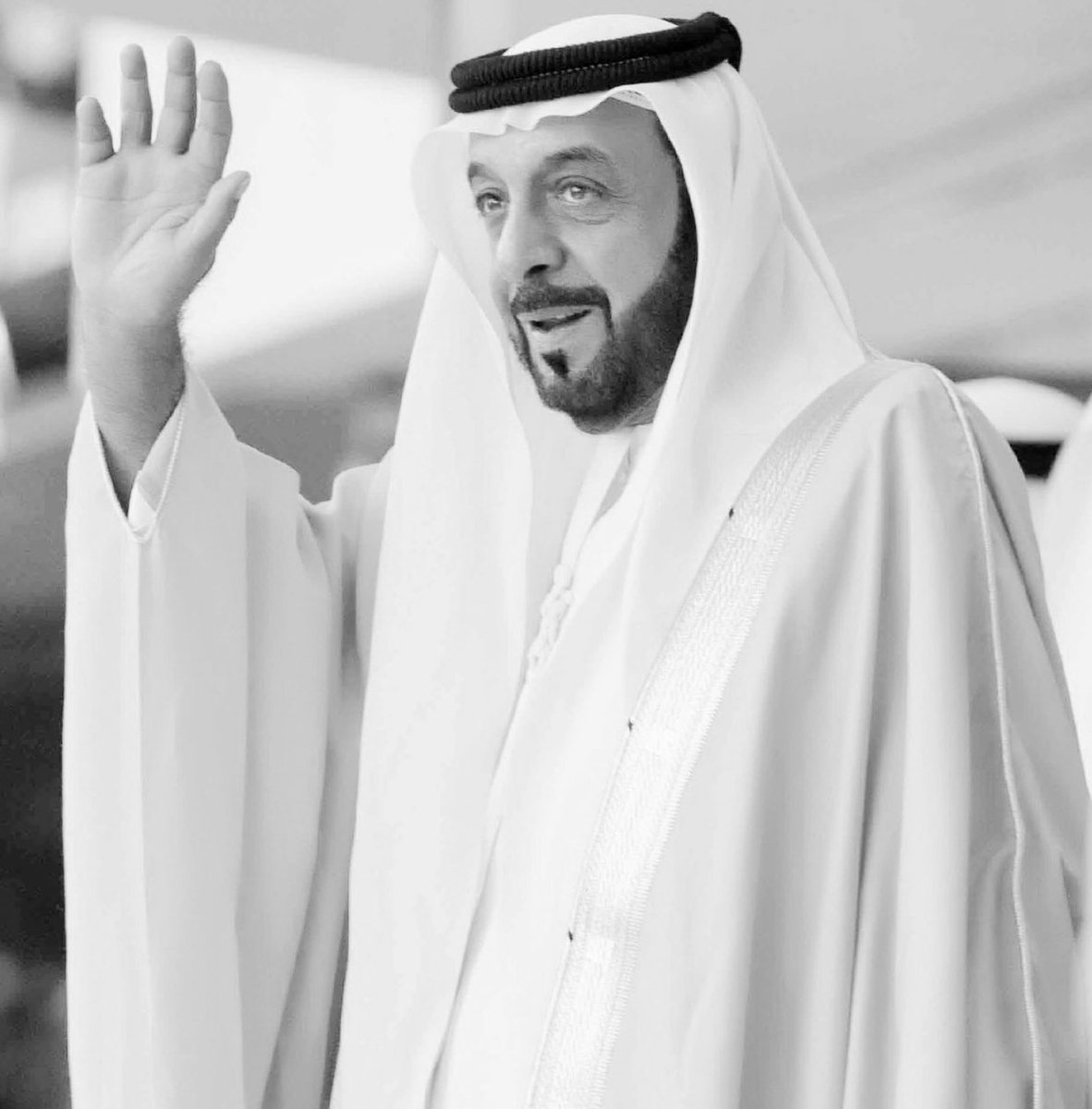 تعازينا القلبية لاهلنا واحبتنا في دولة الامارات العربية المتحدة في وفاة المغفور له بإذن الله تعالى الشيخ خليفة بن زايد آل نهيان  سائلا الله عز وجل أن يغفر له ويرحمه ويسكنه فسيح جناته ويجزيه خير ما جزى قائد عن أهله وأمته
#خليفة_بن_زايد #خليفه_بن_زايد_في_ذمه_الله