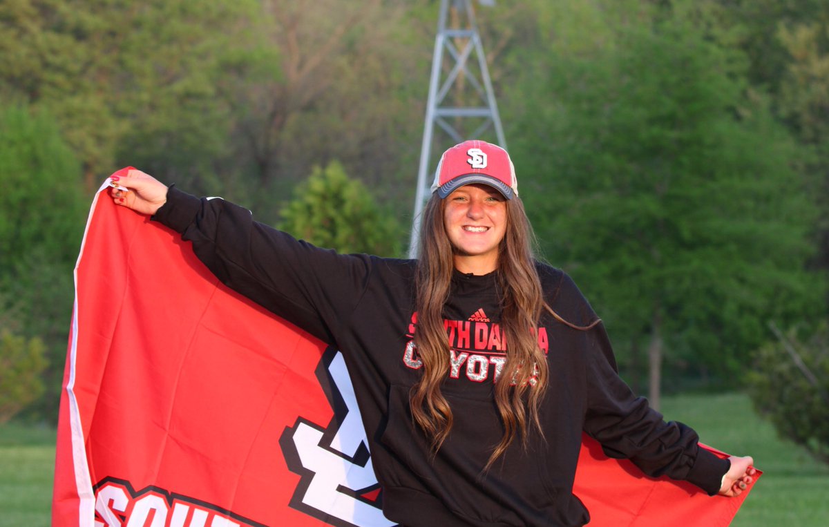 FarrisKamryn's tweet photo. I’m so excited to announce that I have committed to the University of South Dakota to continue my academic and athletic career! A HUGE thank you to all my coaches, family, and friends for supporting me and making this possible…can’t wait to start this next journey!

GO YOTES❤️❤️ https://t.co/if5DwGXFvO