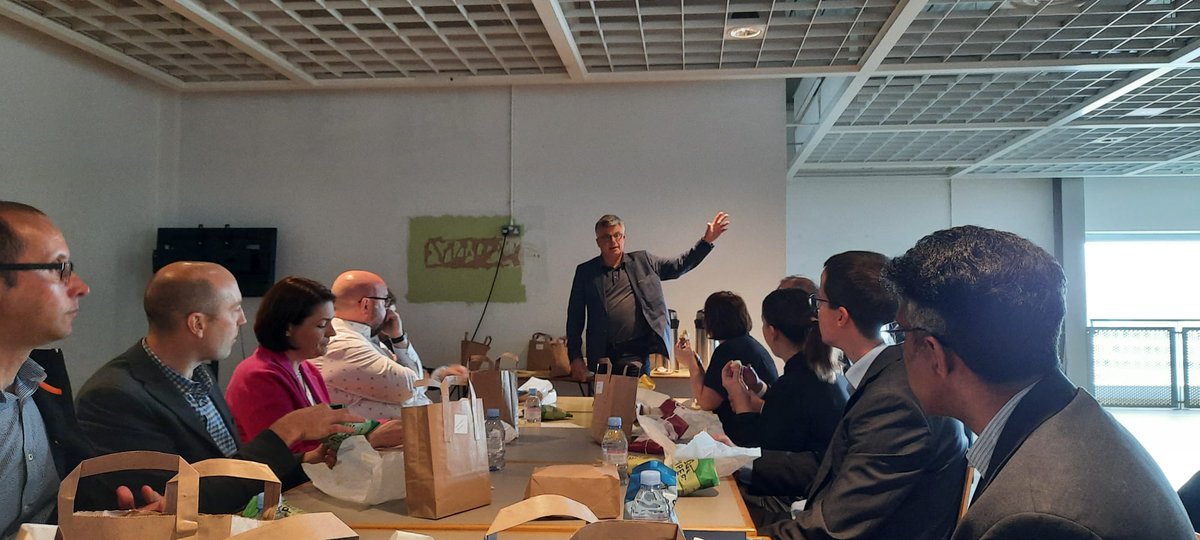 Dafferns's tweet photo. Another great @CWFirst first Friday networking lunch catching up with our CWF colleagues at the former Ikea building.
Linder Whitmarsh and Jackie Whitehouse representing team @Dafferns, new lanyards included 🙌 thanks ladies!!
#networking #cwfirst #coventry #team https://t.co/cp2CsUoXvJ